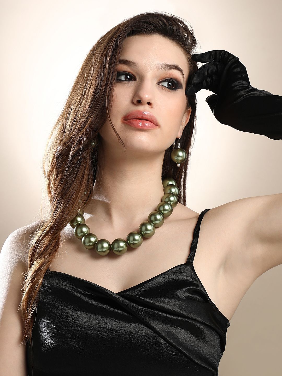 SOHI The Majest Jewellery Set