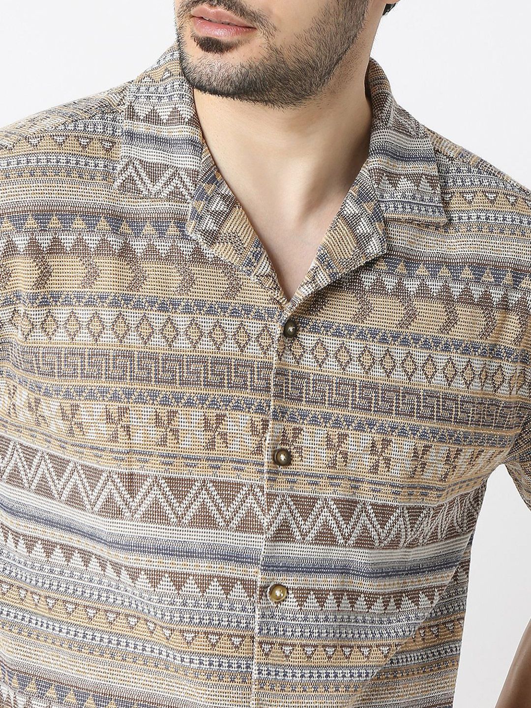 SPYKAR Men Relaxed Fit Cuban Collar Geometric Printed Cotton Casual Shirt