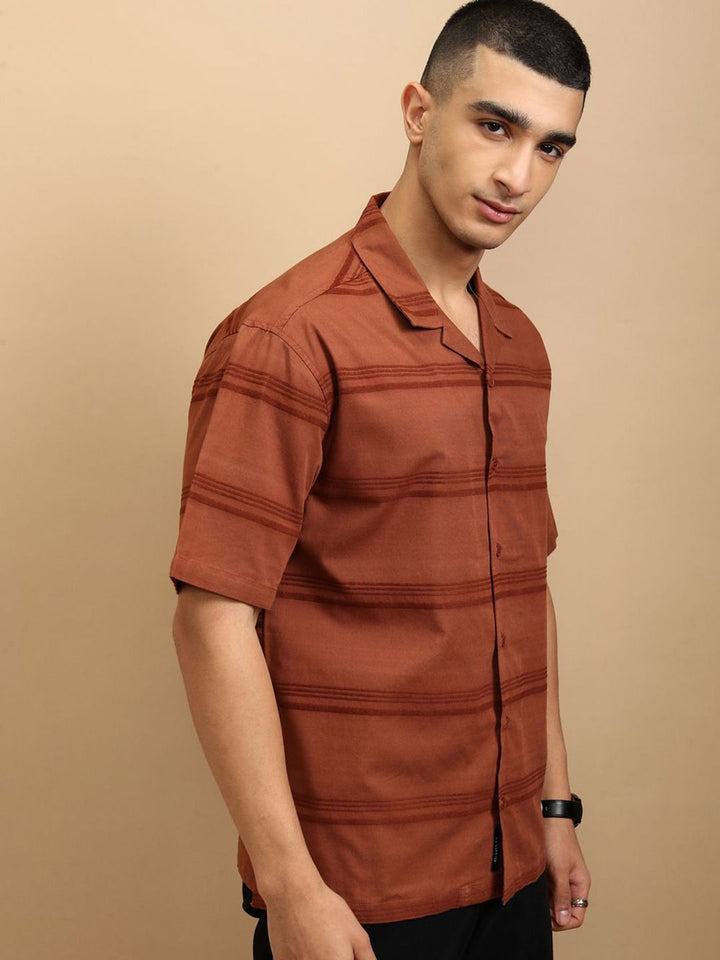 Highlander Men Chenille Yarn Dobby Textured Cuabn Collar Relaxed Shirt
