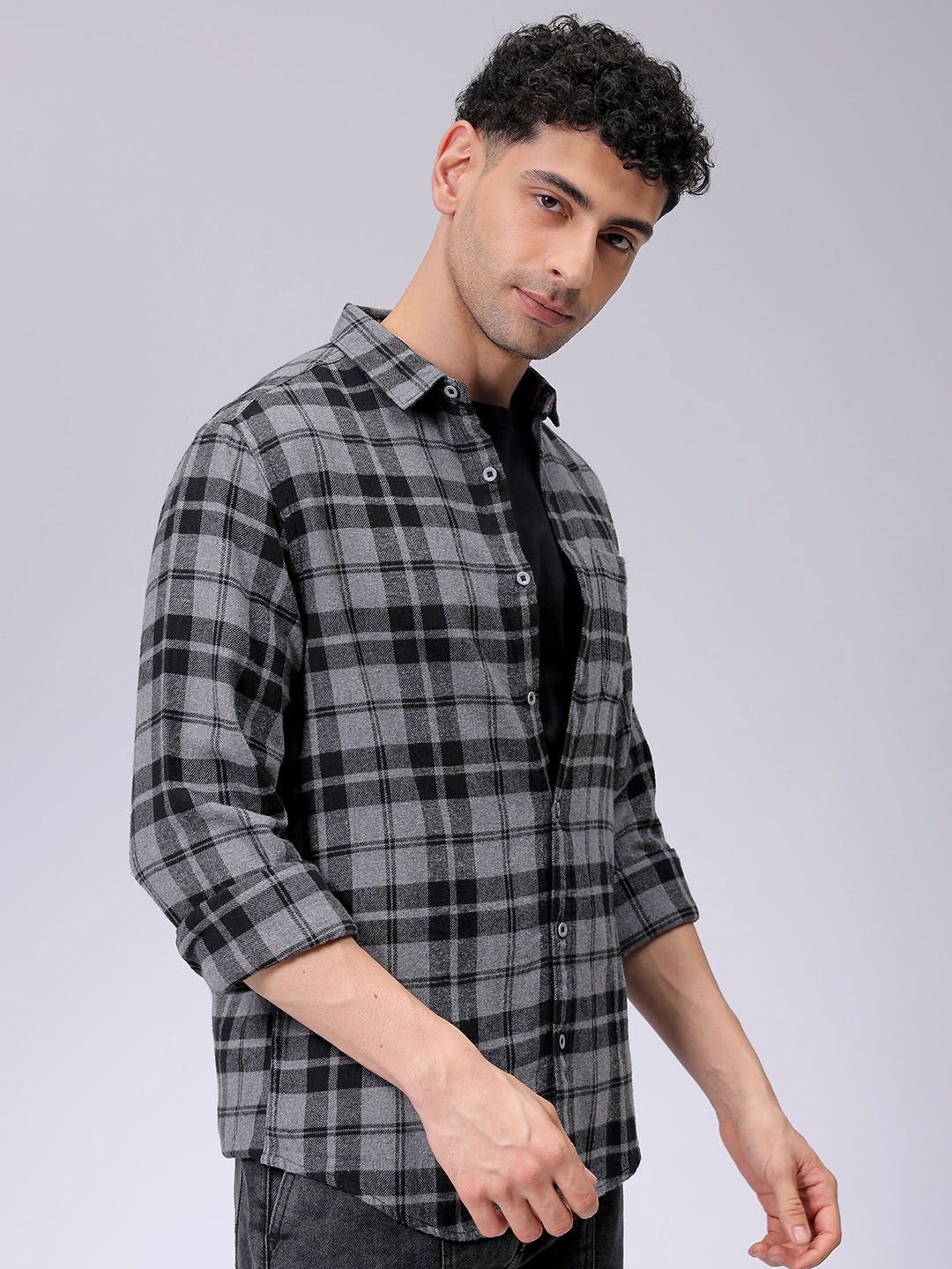 The Indian Garage Co Men Slim Fit Opaque Checked Casual Shirt