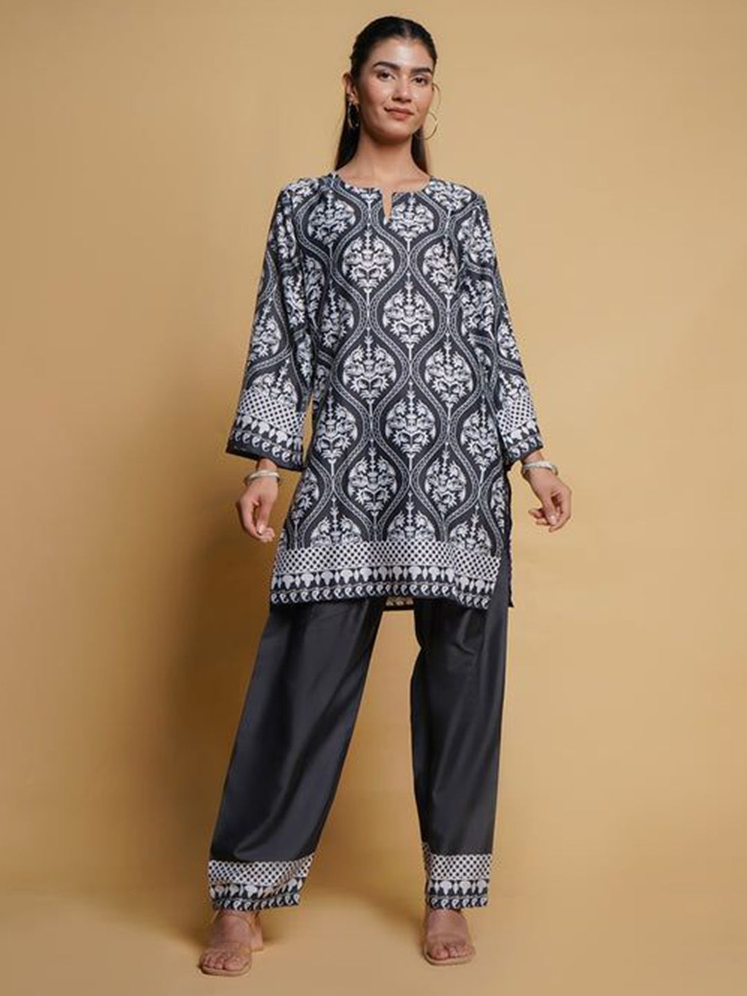 HOUSE OF KARI Printkari Printed Tunic & Trouser