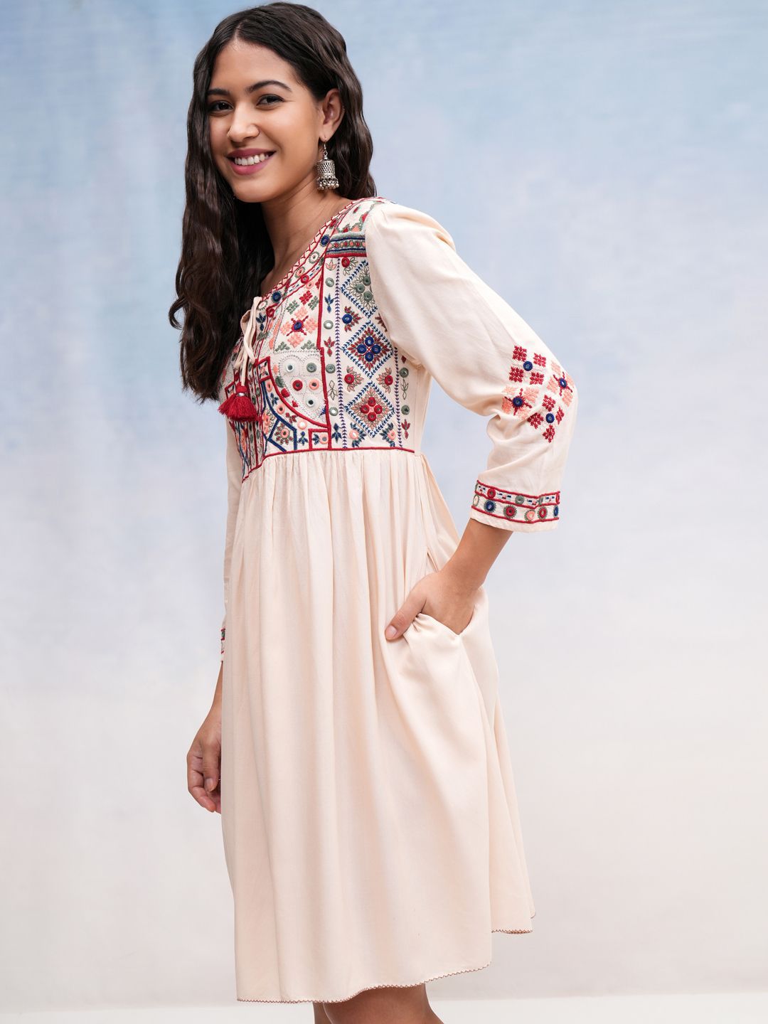 Vishudh Women A-Line Mini Dress