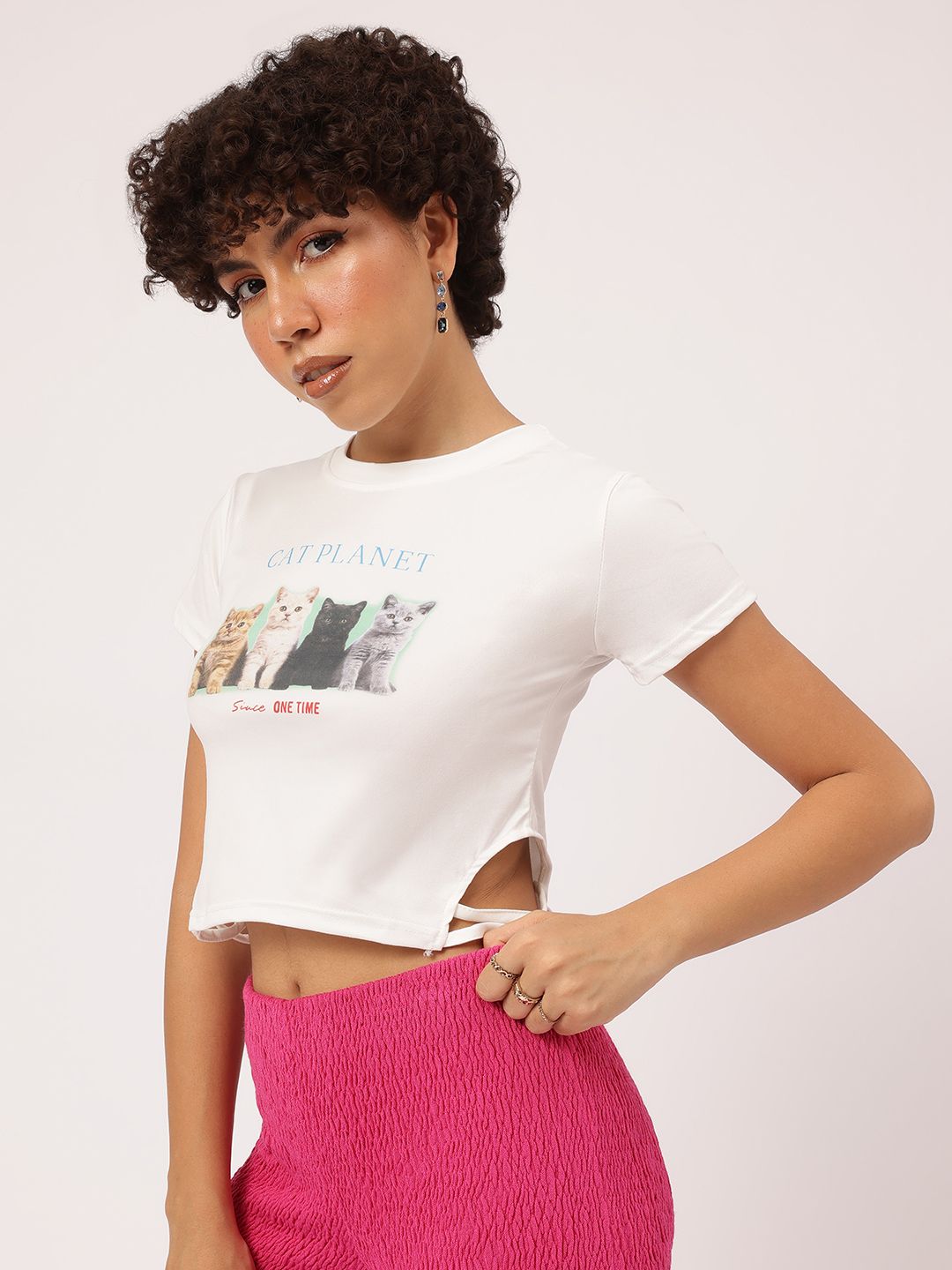 DressBerry Meow-jestic Vibes Graphic Print Cut Out Crop T-shirt