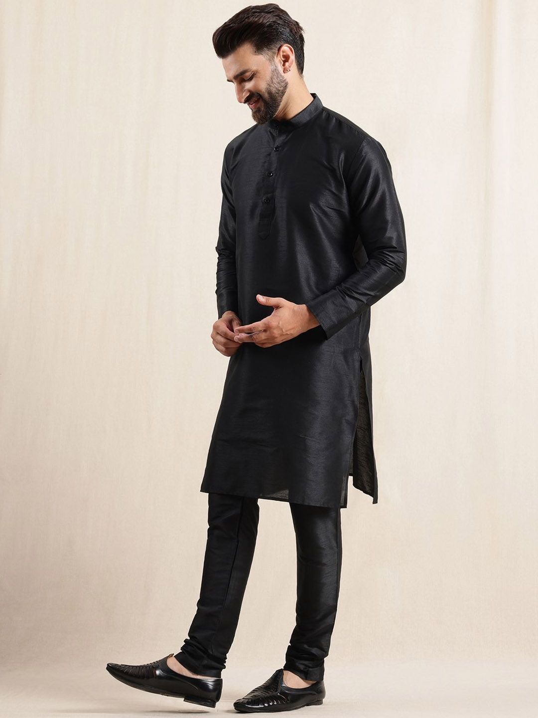 Anouk Men Mandarin Collar Kurta with Pyjamas with Nehru Jacket