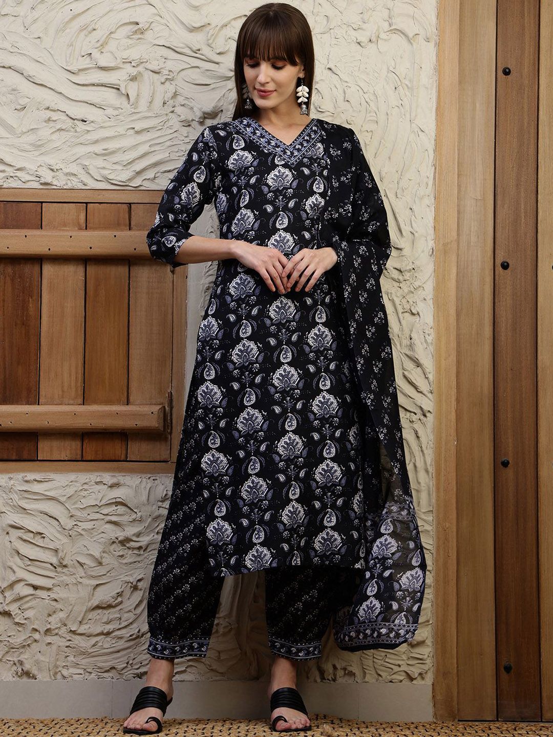 KALINI Floral Printed V-Neck Straight Kurta With Trousers And Dupatta