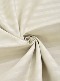 Myntra Elegant Homes Berwarna Krim & Berjalur Putih Cadar 300 TC King dengan 2 Sarung Bantal
