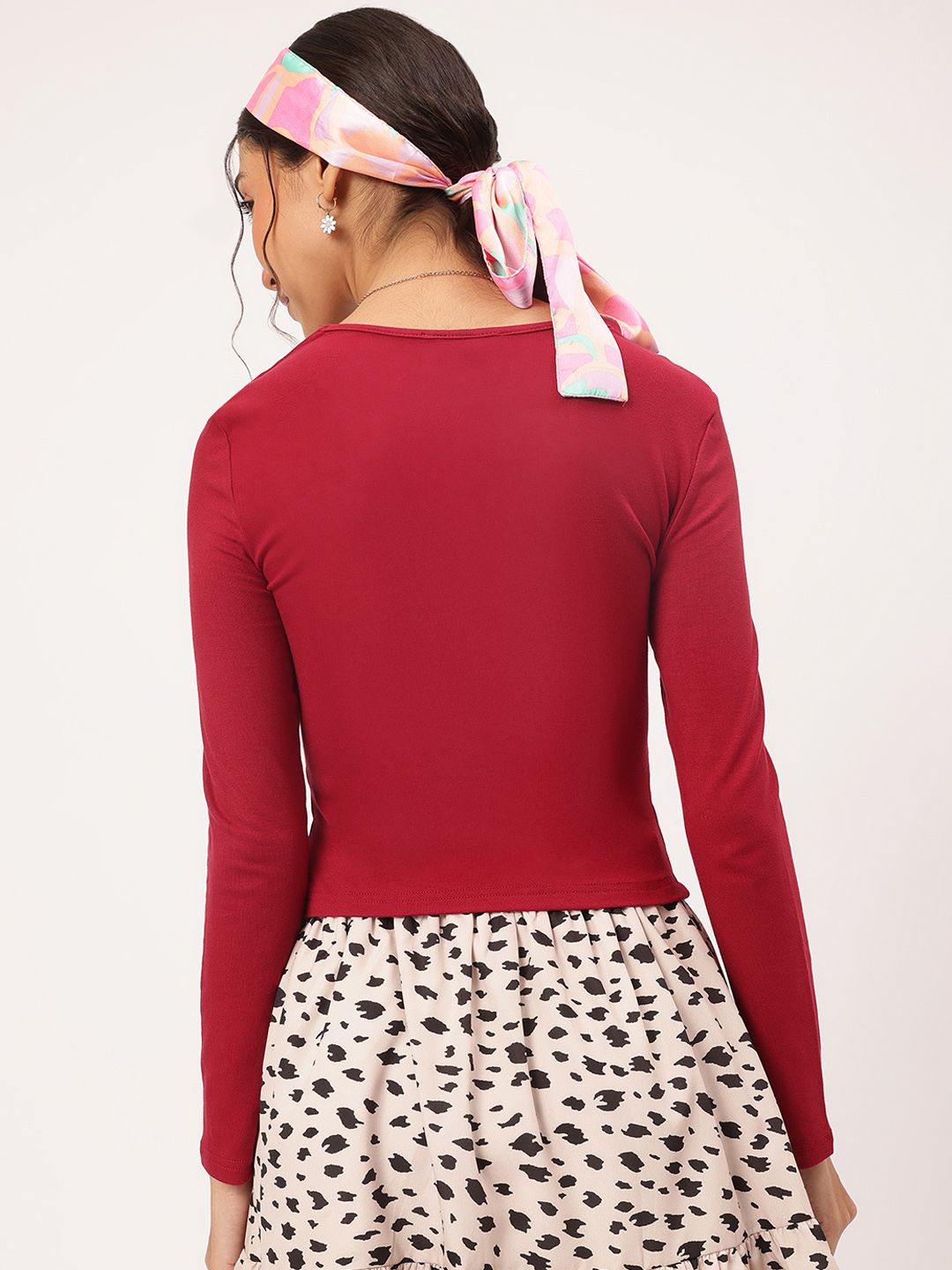 DressBerry Crisp Contour Cut-Out Detail Square Neck Fitted Top