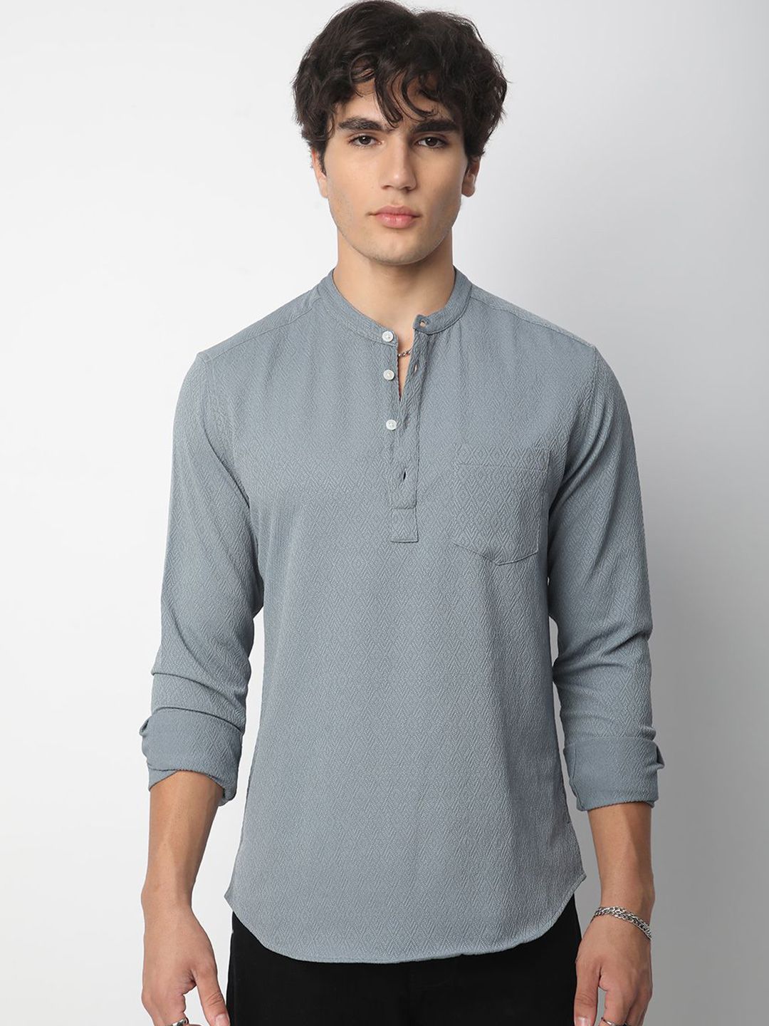 VASTRADO Ornate Ethnic Motifs Woven Design Mandarin Collar Jacquard Straight Short Kurta