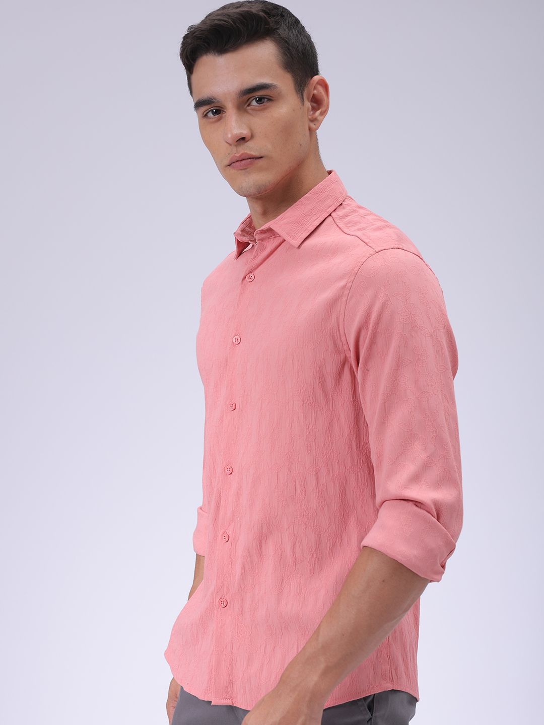 The Indian Garage Co Men Slim Fit Textured Jacquard Resortwear Shirt