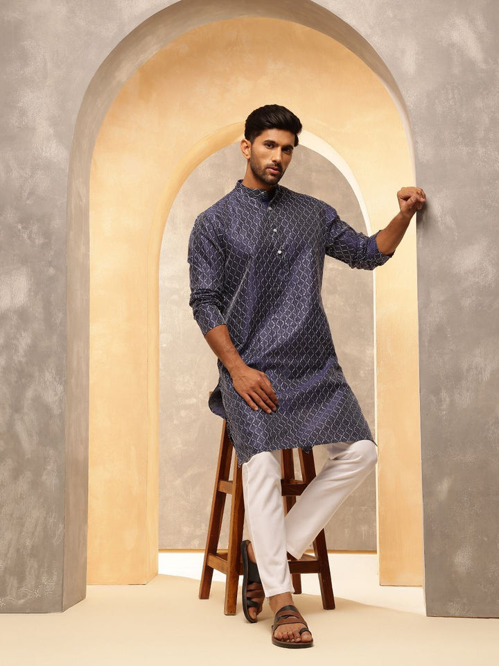 Anouk Geometric Embroidered Band Collar Thread Work Straight Cotton Silk Kurta