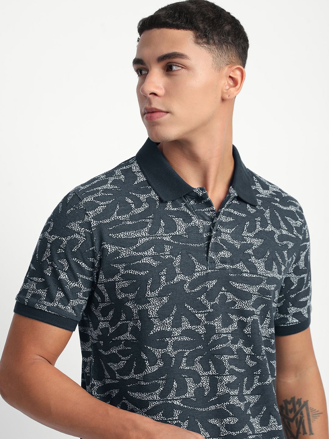 THE BEAR HOUSE Men Abstract Printed Slim Fit Cotton Polo T-shirt