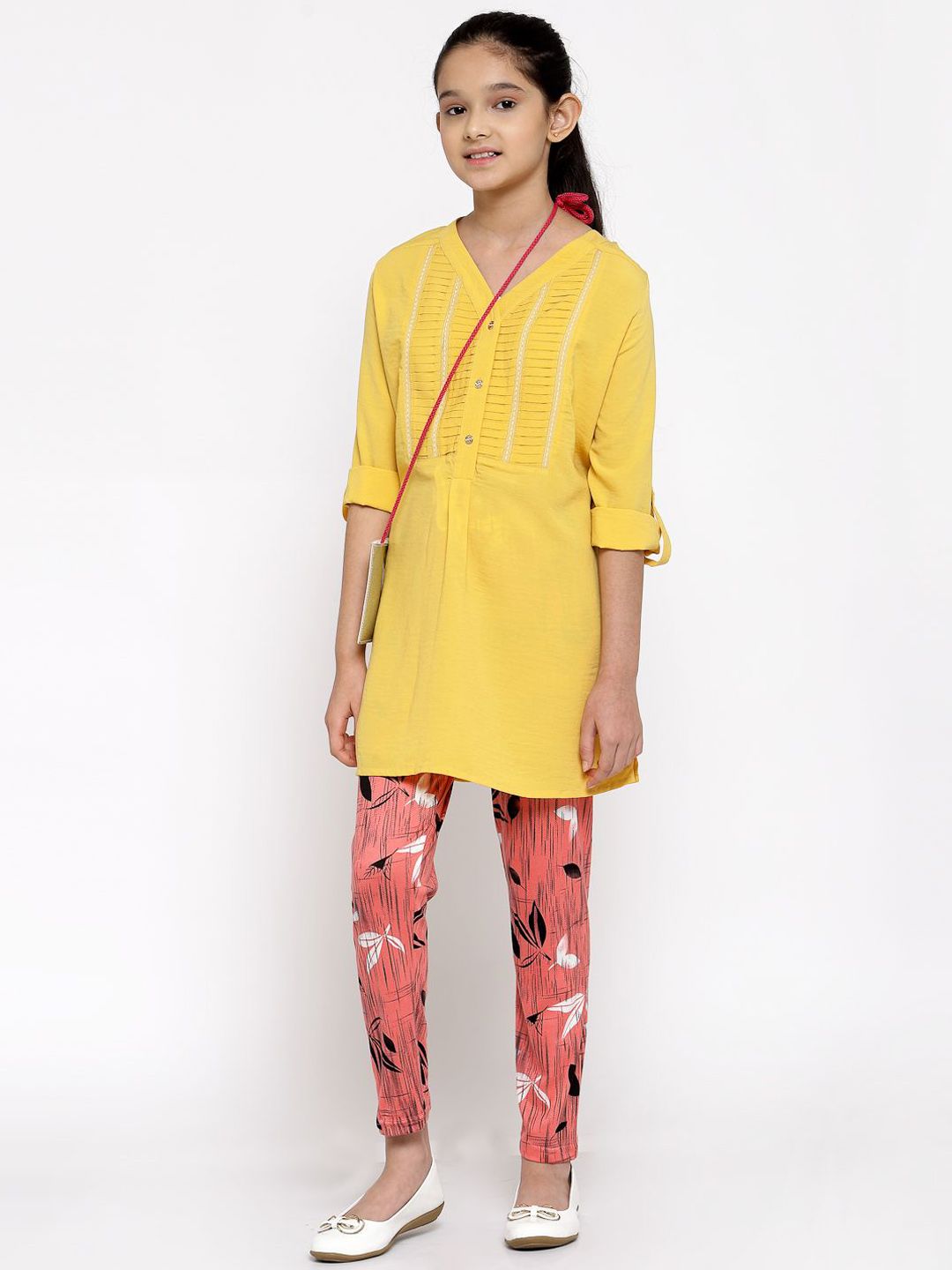 KLOTTHE Girls Pack Of 2 Printed Mid-Rise Trousers