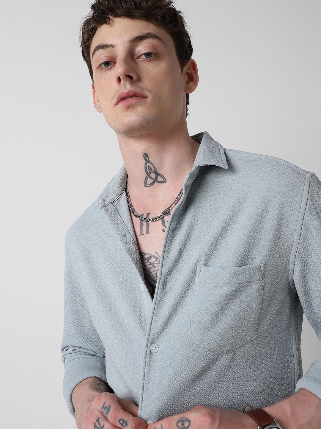 VASTRADO Men Classic Cutaway Collar Textured Slim Fit Casual Shirt