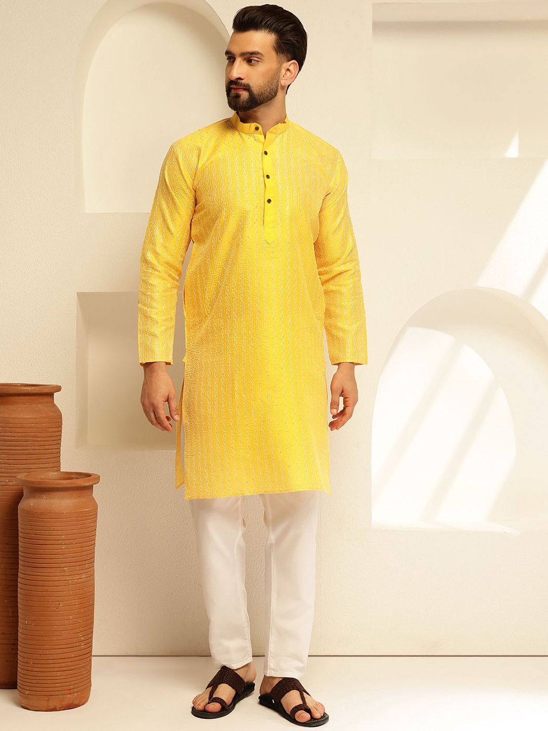 SOJANYA Geometric Embroidered Sequinned Straight Kurta