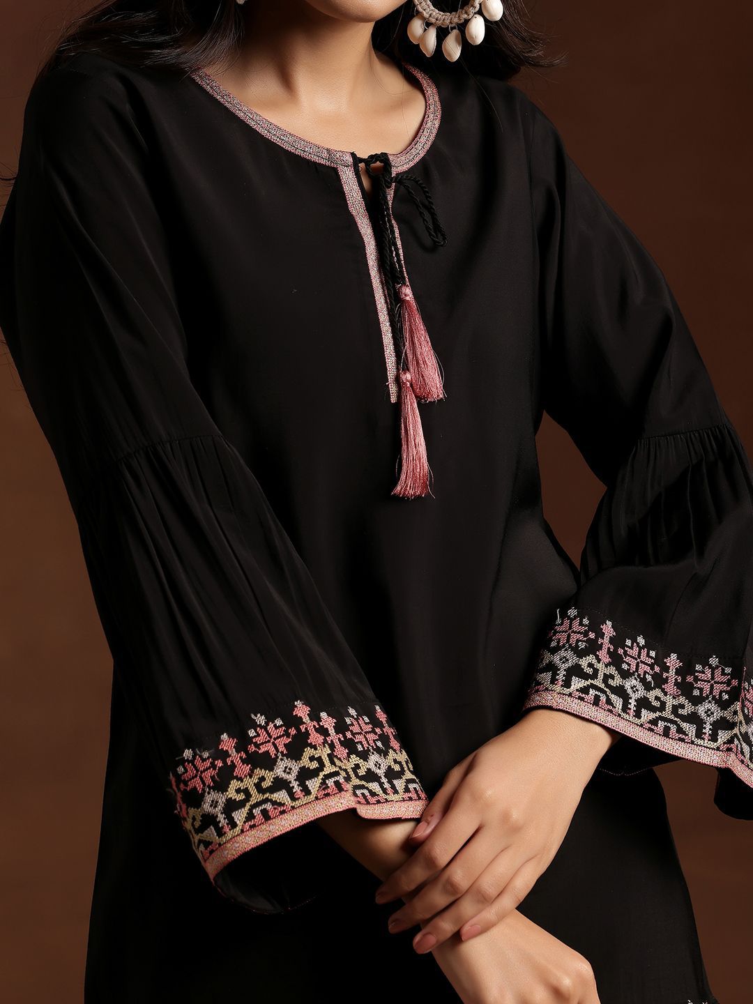 Libas Ethnic Motifs Embroidered Thread Work Thread Work Kurti