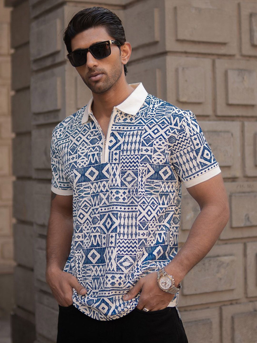 Powerlook Men Geometric Printed Polo Collar T-shirt