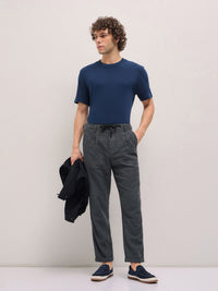 THE BEAR HOUSE Men Textured Tapered Fit Pleated Chinos Trousers