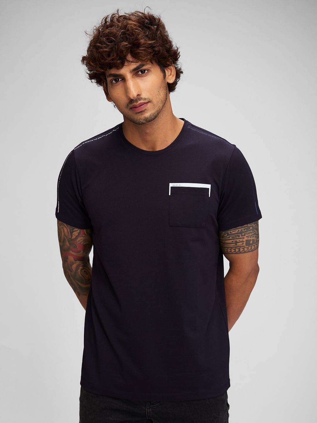 SPYKAR Men Pockets Slim Fit T-shirt