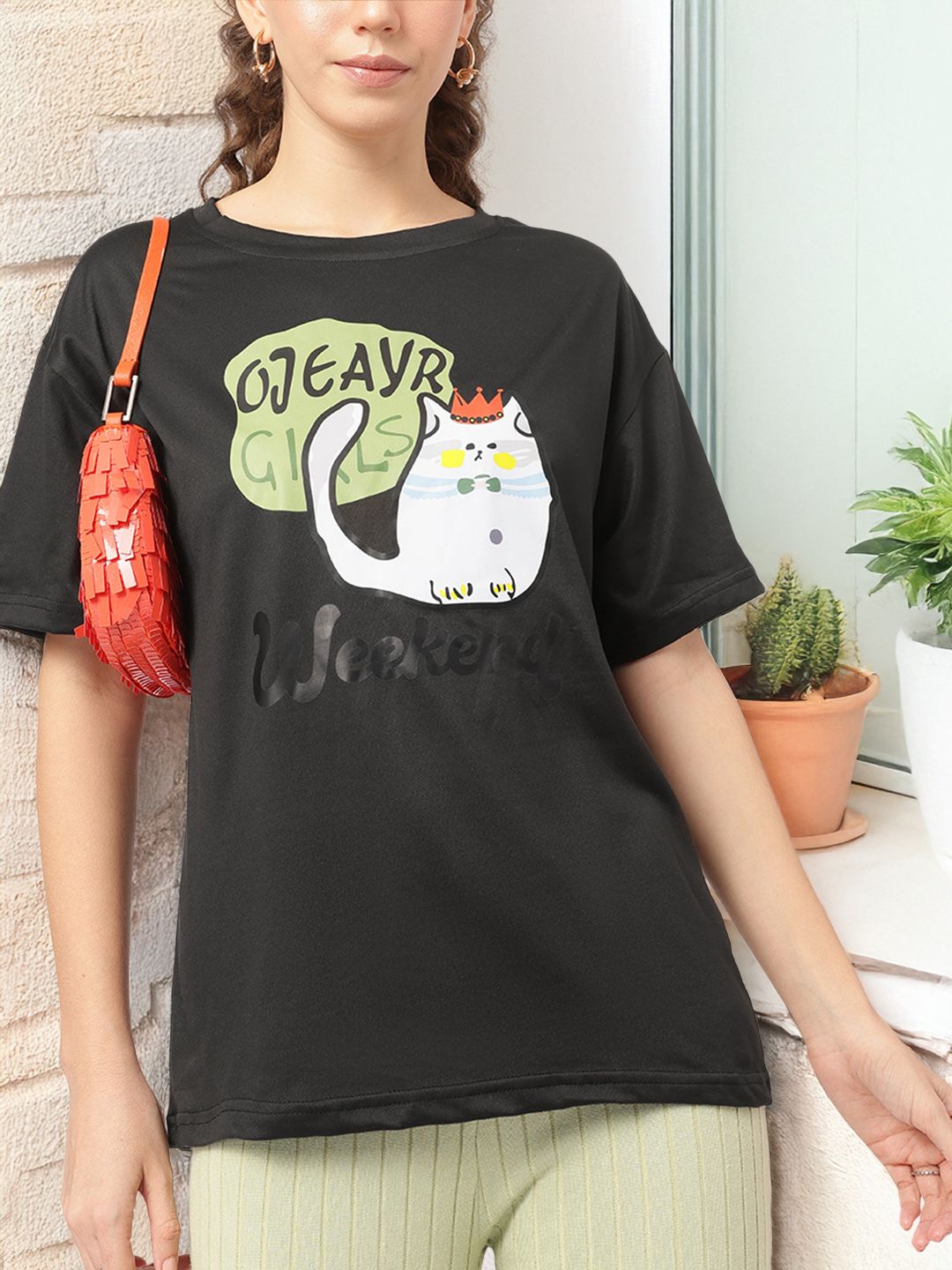 DressBerry Cuddly Couture Graphic Printed Comfy Longline Tee