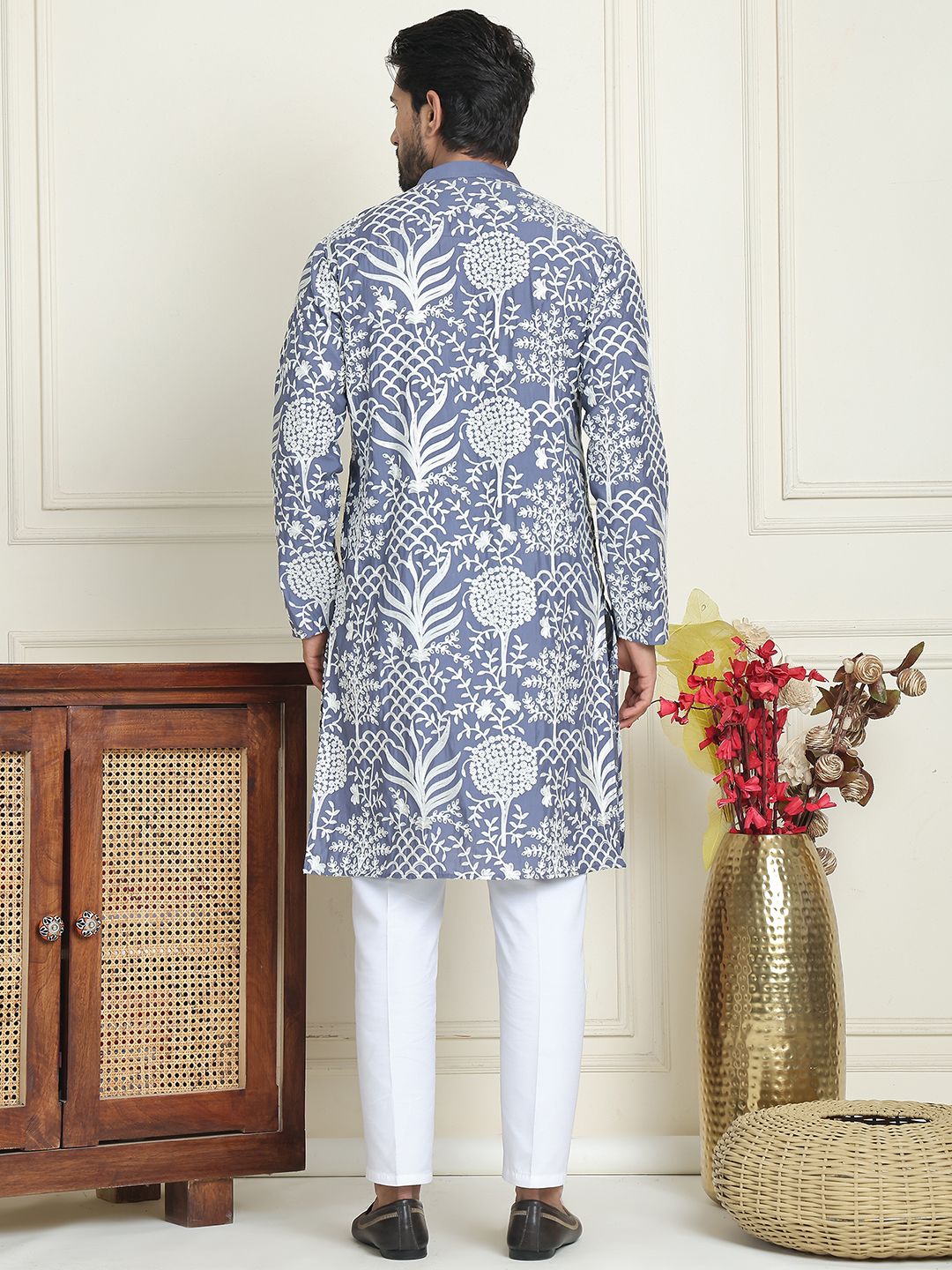 Jompers Floral Embroidered Thread Work Mandarin Collar Straight Kurta With Pyjamas