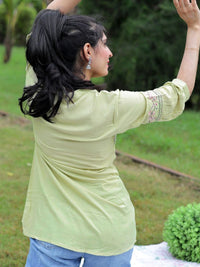 KALINI Ethnic Motifs Embroidered Kurti
