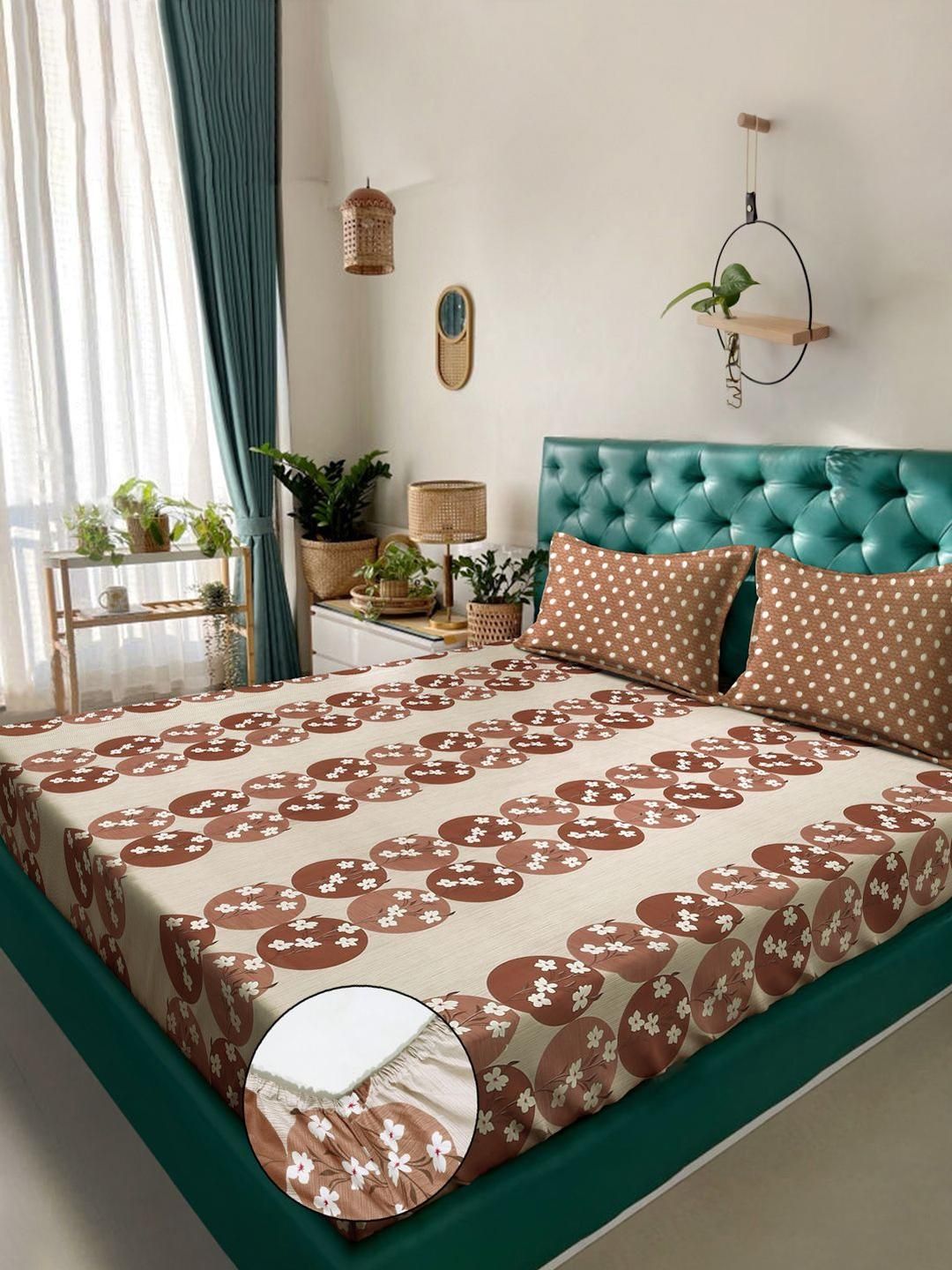 KLOTTHE Brown Floral Printed Fitted 400 TC Cotton King Bedsheet & 2 Pillow Covers