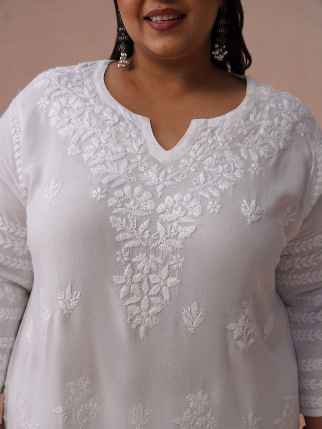 Rumah Motif Etnik Chikankari Viscose Rayon Kurta Panjang Betis Lurus