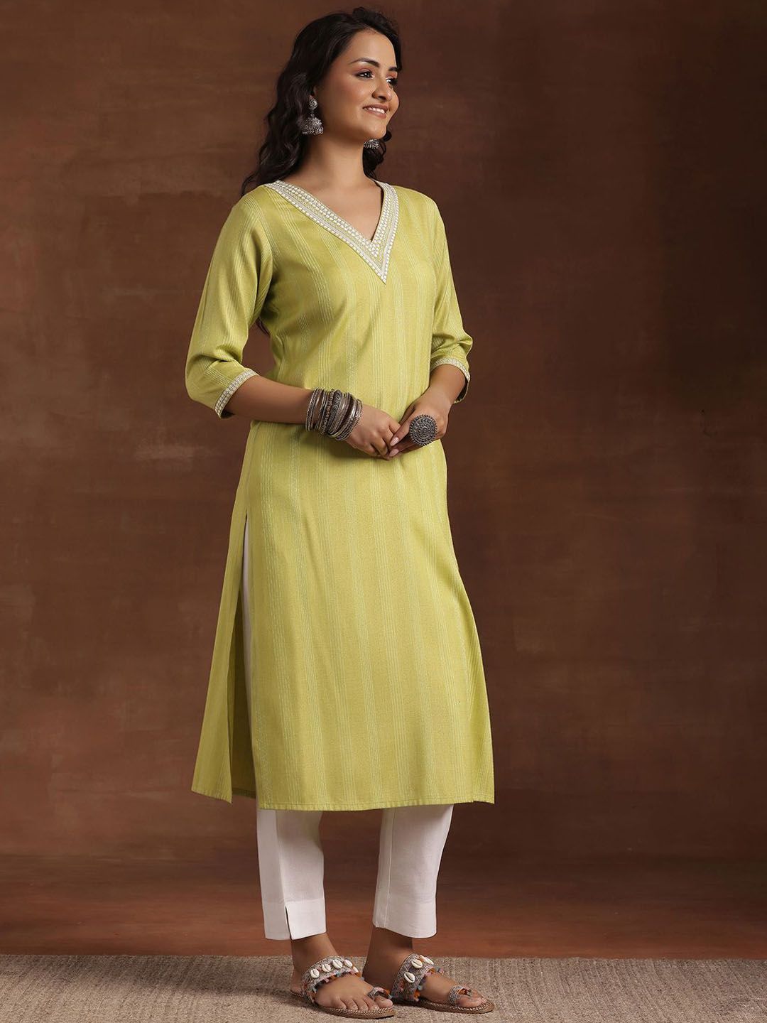 Libas Striped V-Neck Thread Work Dobby Straight Kurta