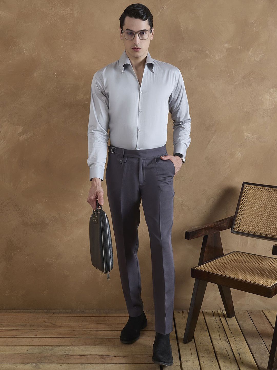 DENNISON Men Relaxed Mid-Rise Easy Wash Pleated Chinos Trousers