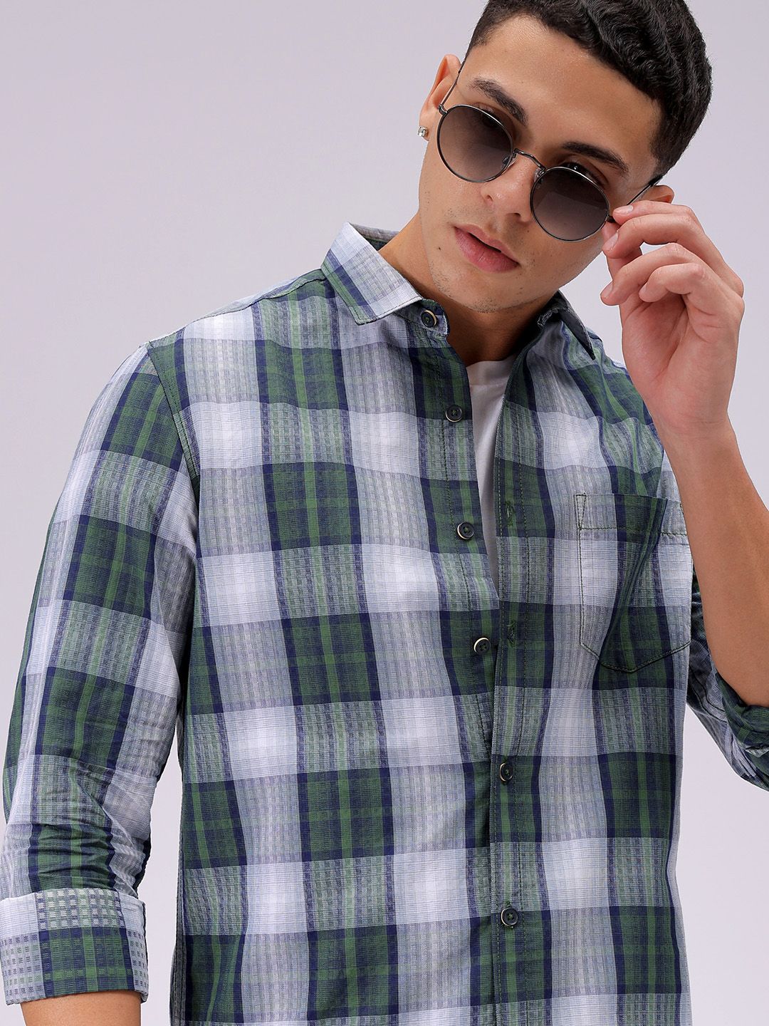The Indian Garage Co Men Cutaway Collar Checked Cotton Slim Fit Casual Shirt