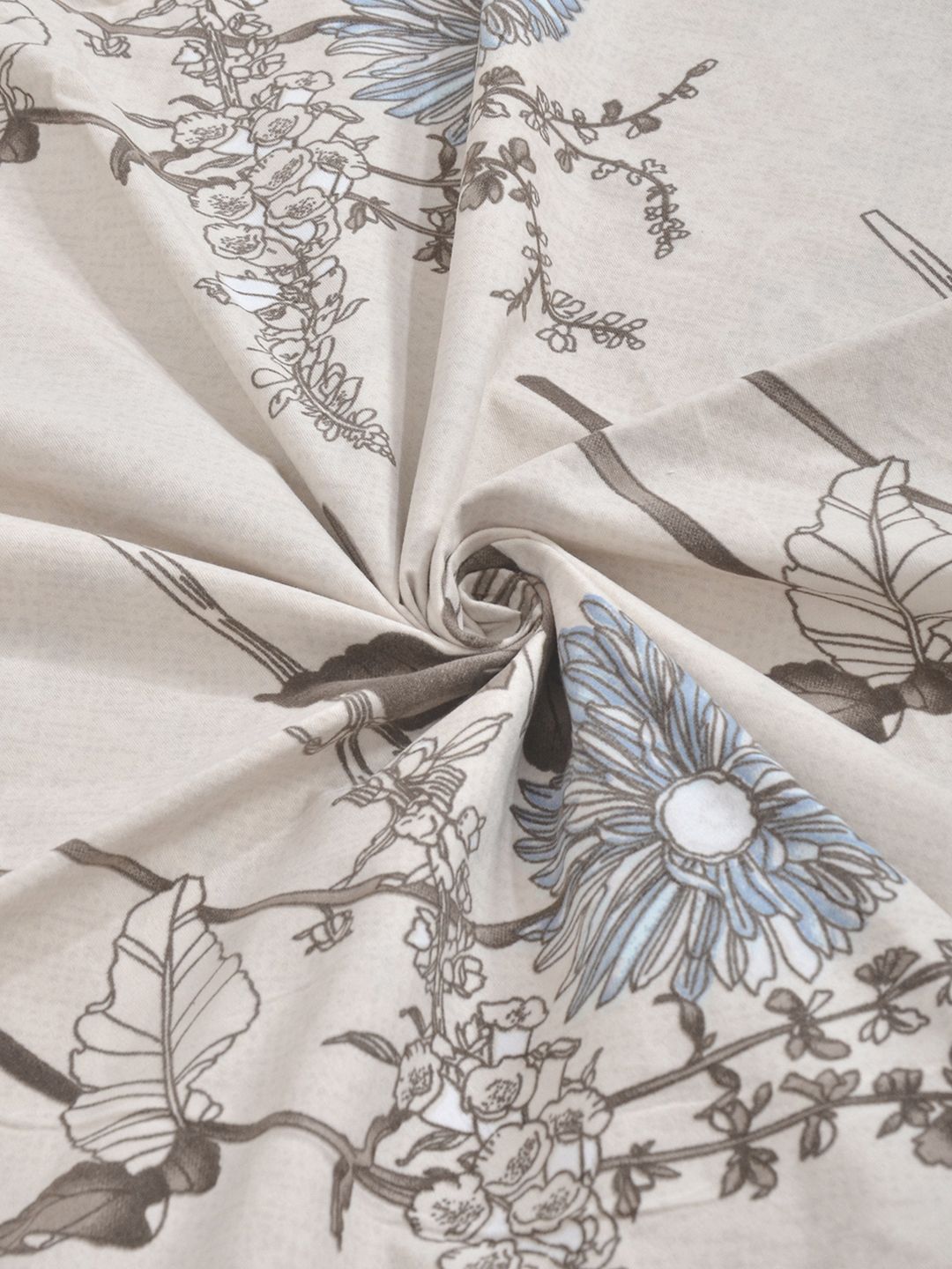 KLOTTHE Cream-Coloured Floral Printed Fitted 300 TC King Bedsheet With 2 Pillow Covers