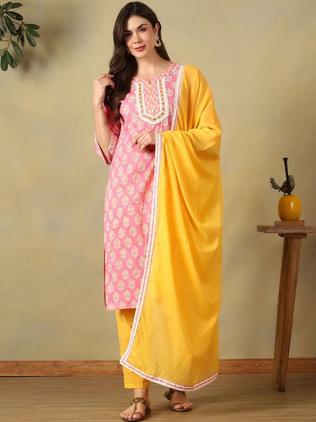 Mamicha Women Ethnic Motifs Printed Regular Thread Work Pure Cotton Kurta with Trousers & With Dupatta