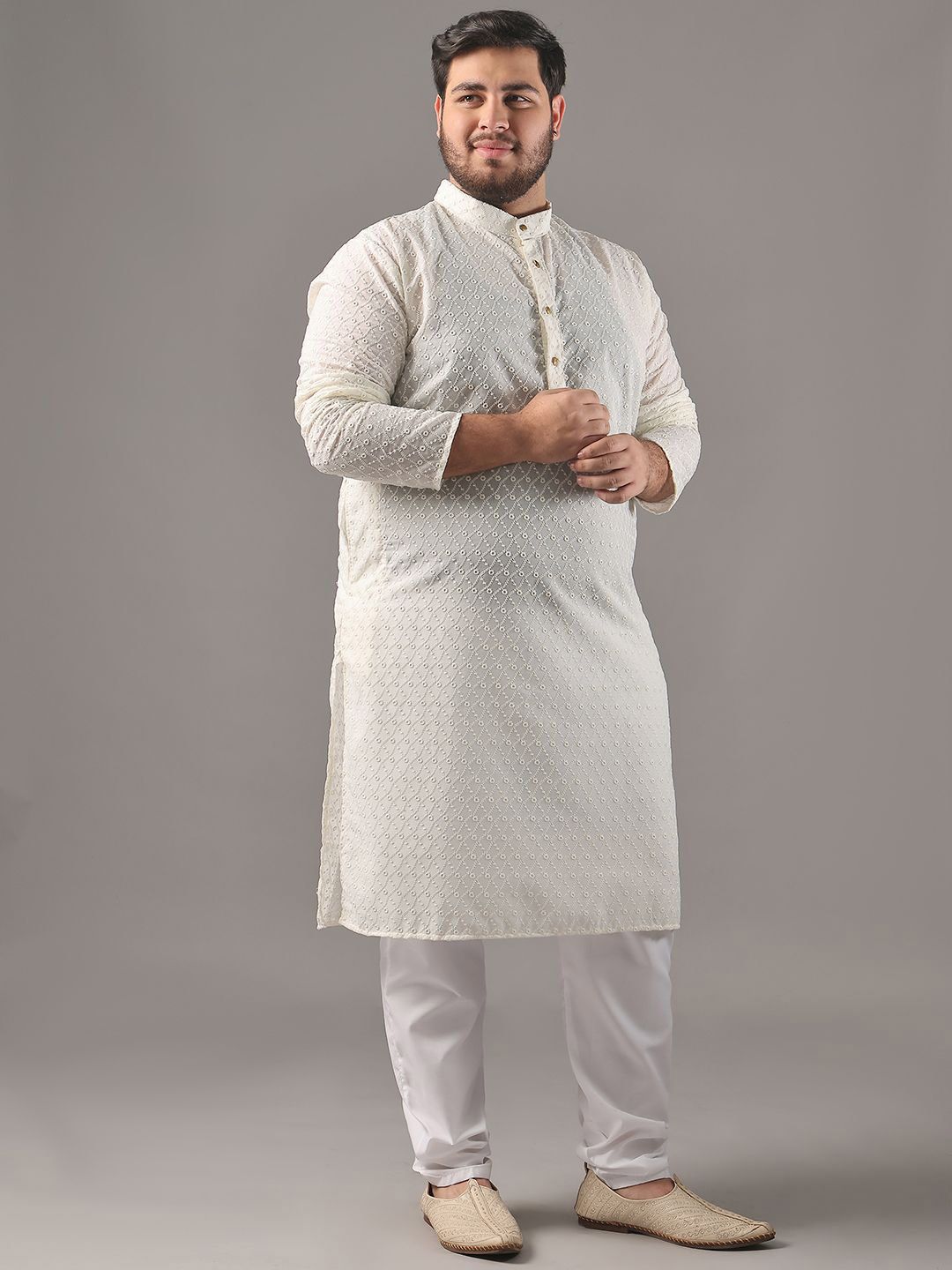 SOJANYA PLUS Plus Size Men Ethnic Motifs Embroidered Pure Cotton Kurta With Pyjamas