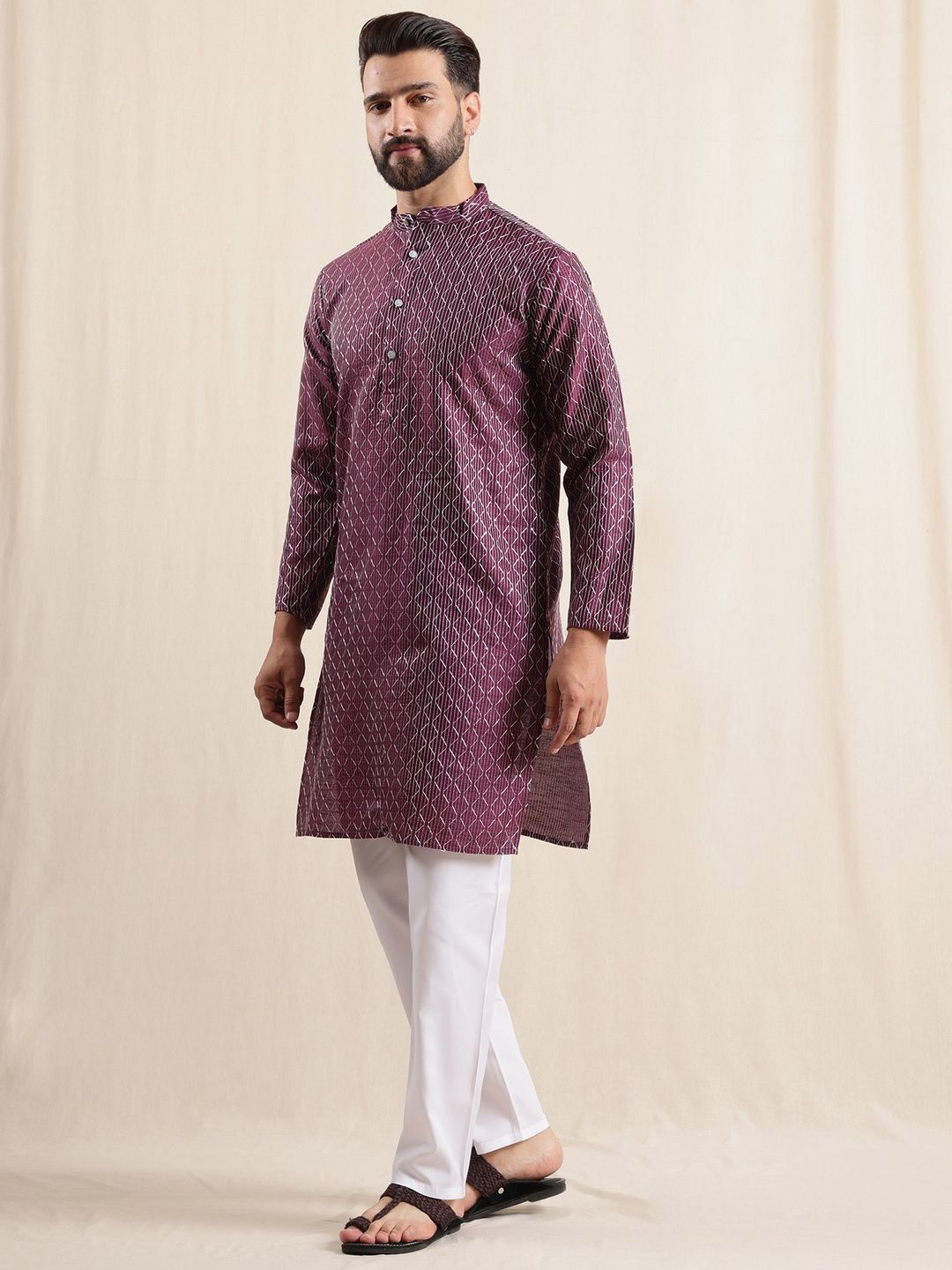 Anouk Men Geometric Embroidered Kurta with Pyjamas