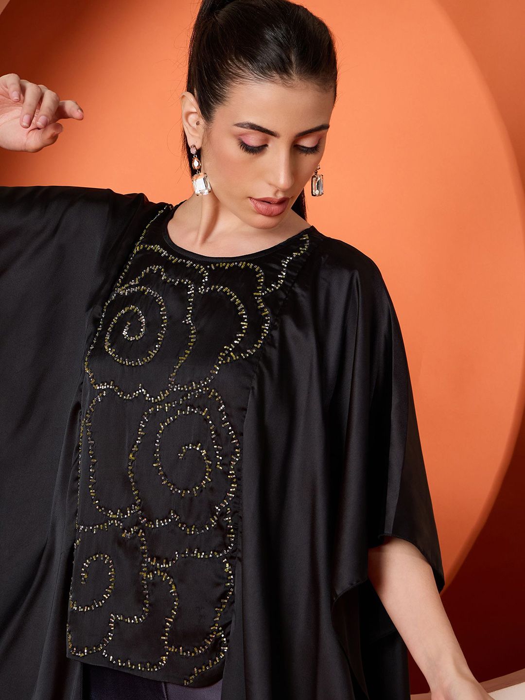 Antheaa Embellished Round Neck Short Sleeves Top & Trouser