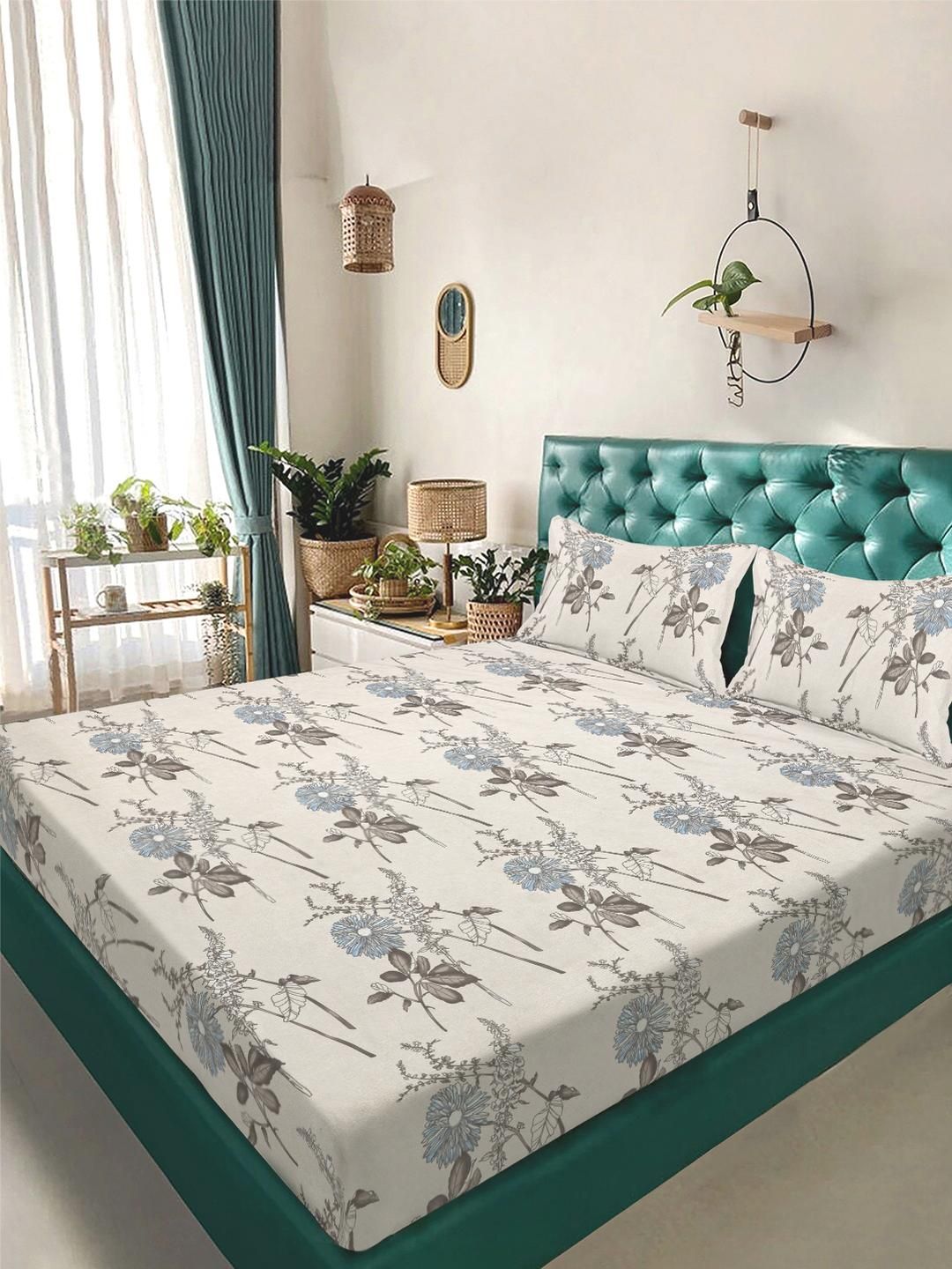 KLOTTHE Cream-Coloured & Blue Floral King Bedsheet with 2 Pillow Covers