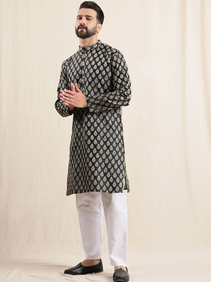 Anouk Men Floral Printed Kurta with Pyjamas & Nehru Jacket