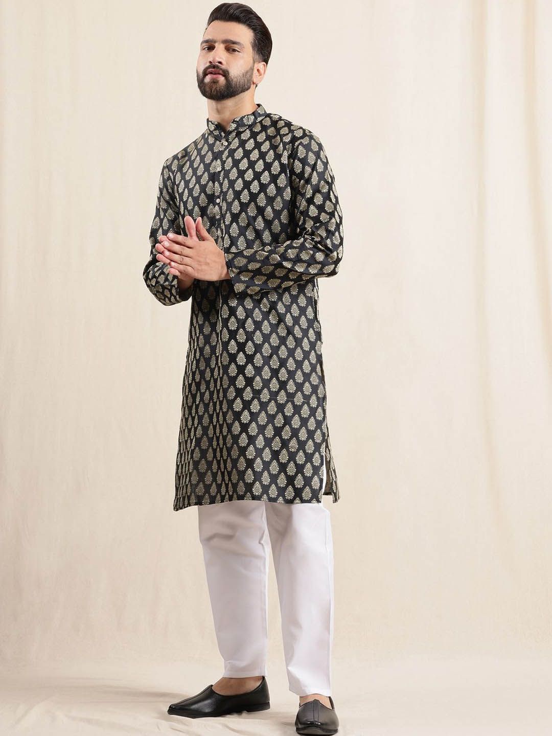 Anouk Men Floral Printed Kurta with Pyjamas & Nehru Jacket