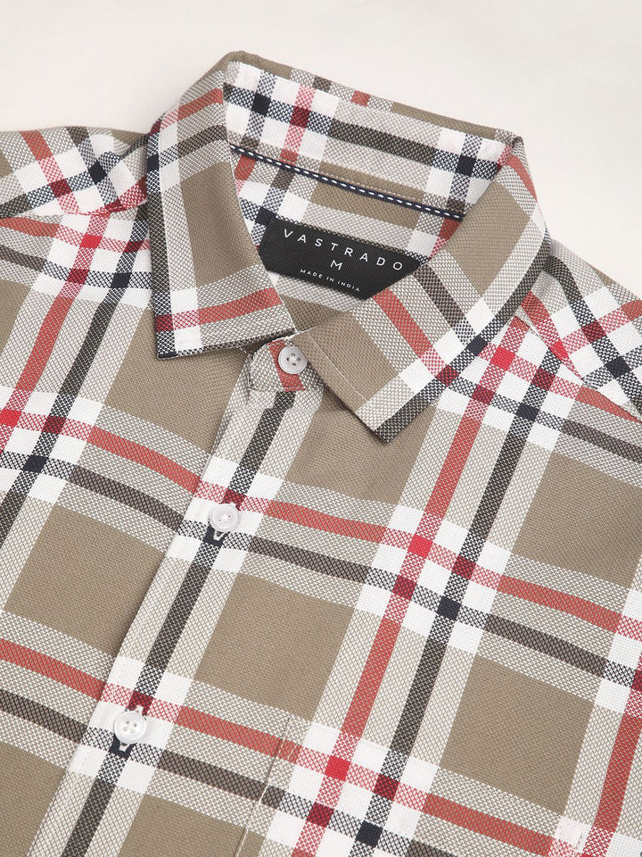VASTRADO Men Classic Slim Fit Opaque Checked Casual Shirt