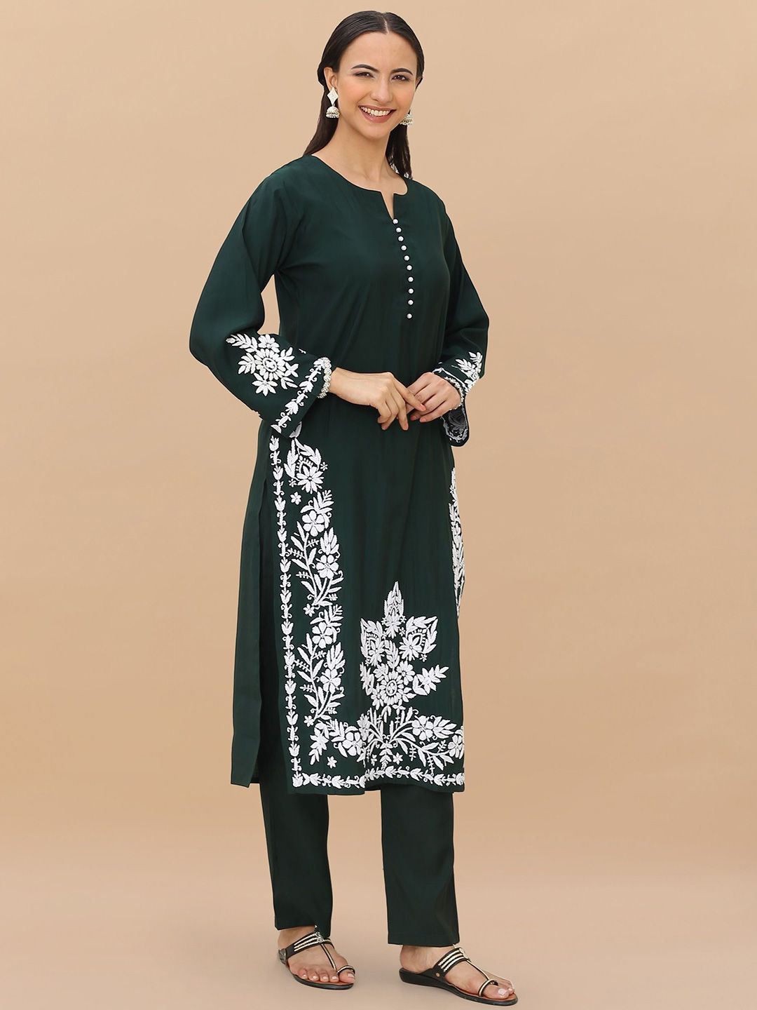 HOUSE OF KARI Floral Embroidered Chikankari Straight Kurta with Trousers