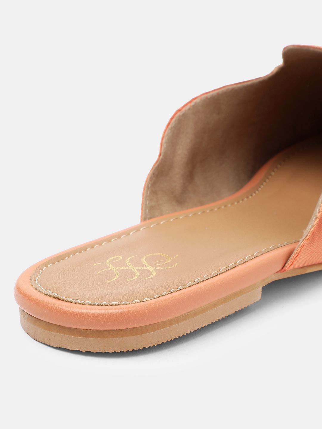 House of Pataudi Embellished Ethnic Mules