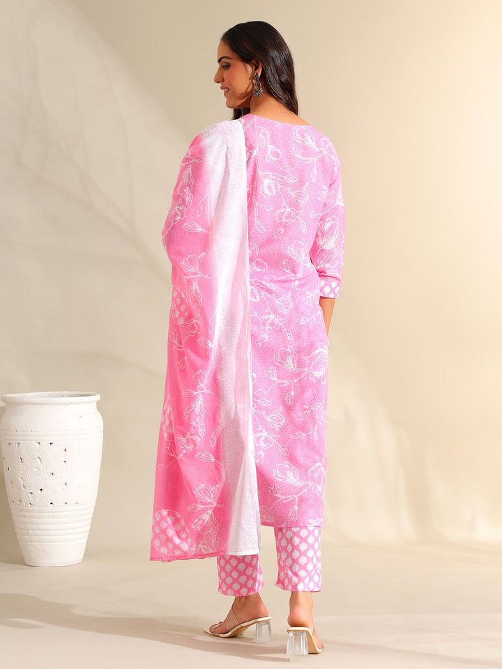 Mamicha Women Printed Pure Cotton Kurta with Trousers & With Dupatta