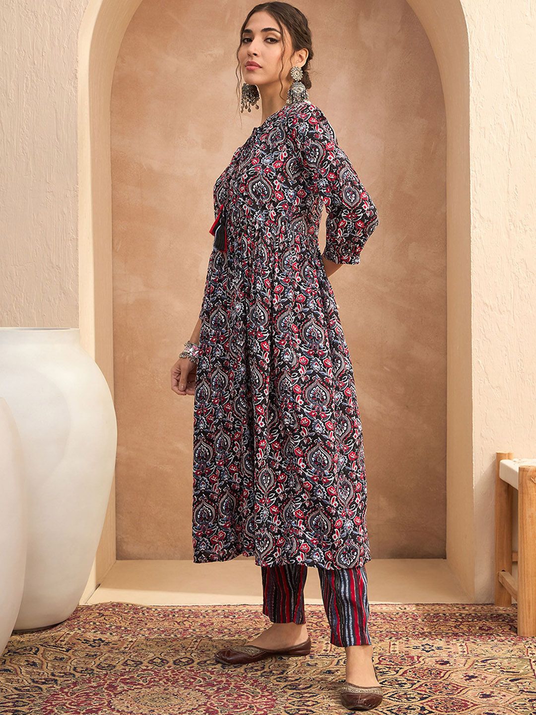 Shae by SASSAFRAS Floral Printed Anarkali Kurta with Trousers