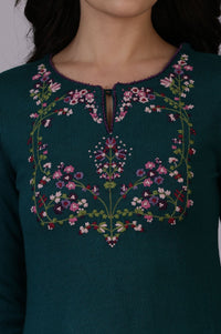 W Floral Embroidered Keyhole Neck Straight Kurta