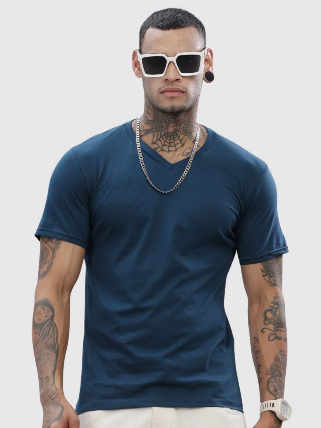 ADRO Lelaki Solid V-Neck Cotton T-shirt