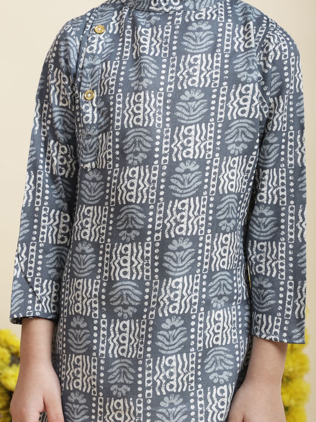 Cutiekins Boys Ethnic Motifs Printed Mandarin Collar Straight Kurta With Pyjamas