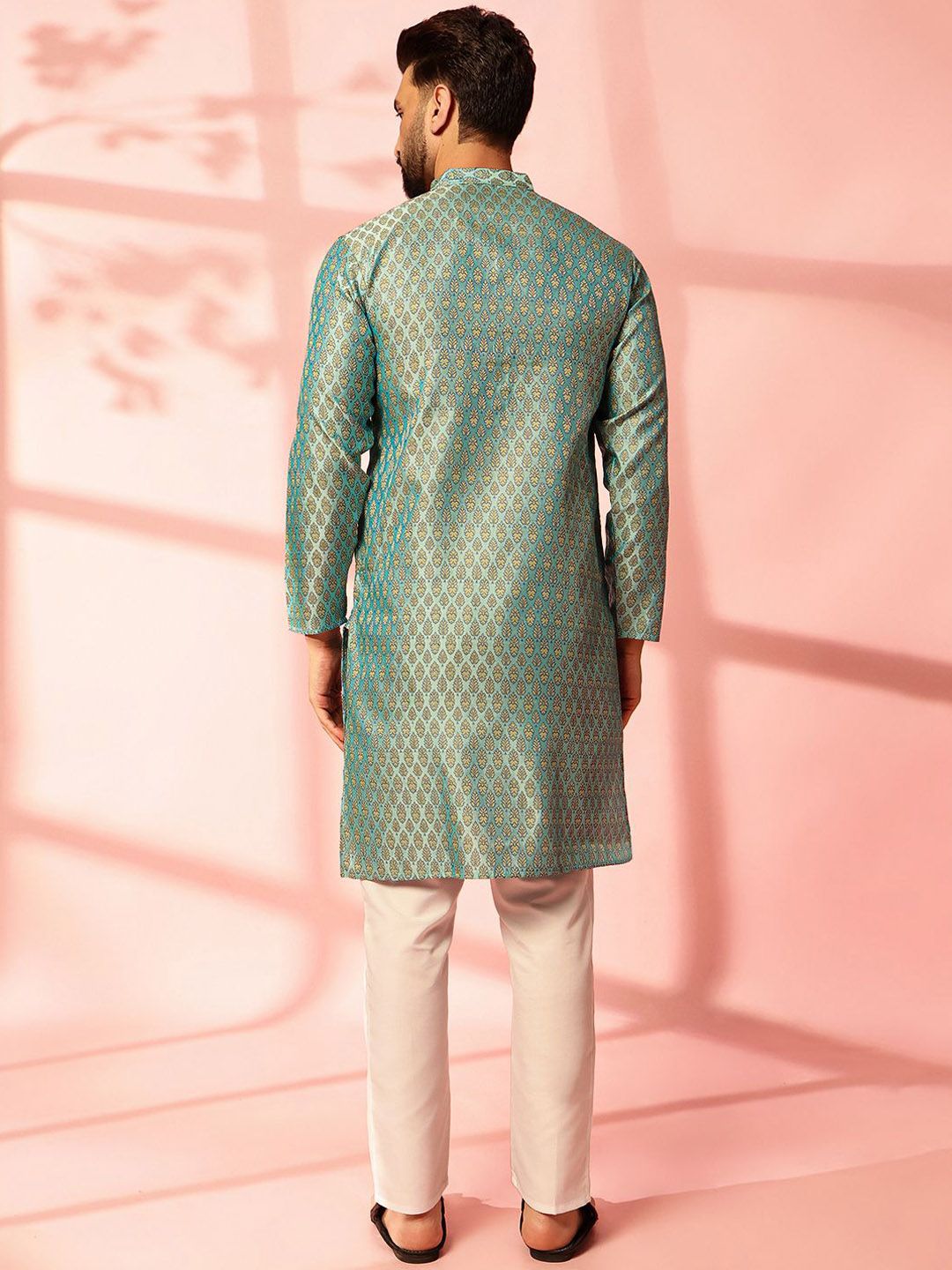 Anouk Ethnic Motifs Woven Design Mandarin Collar Straight Kurta