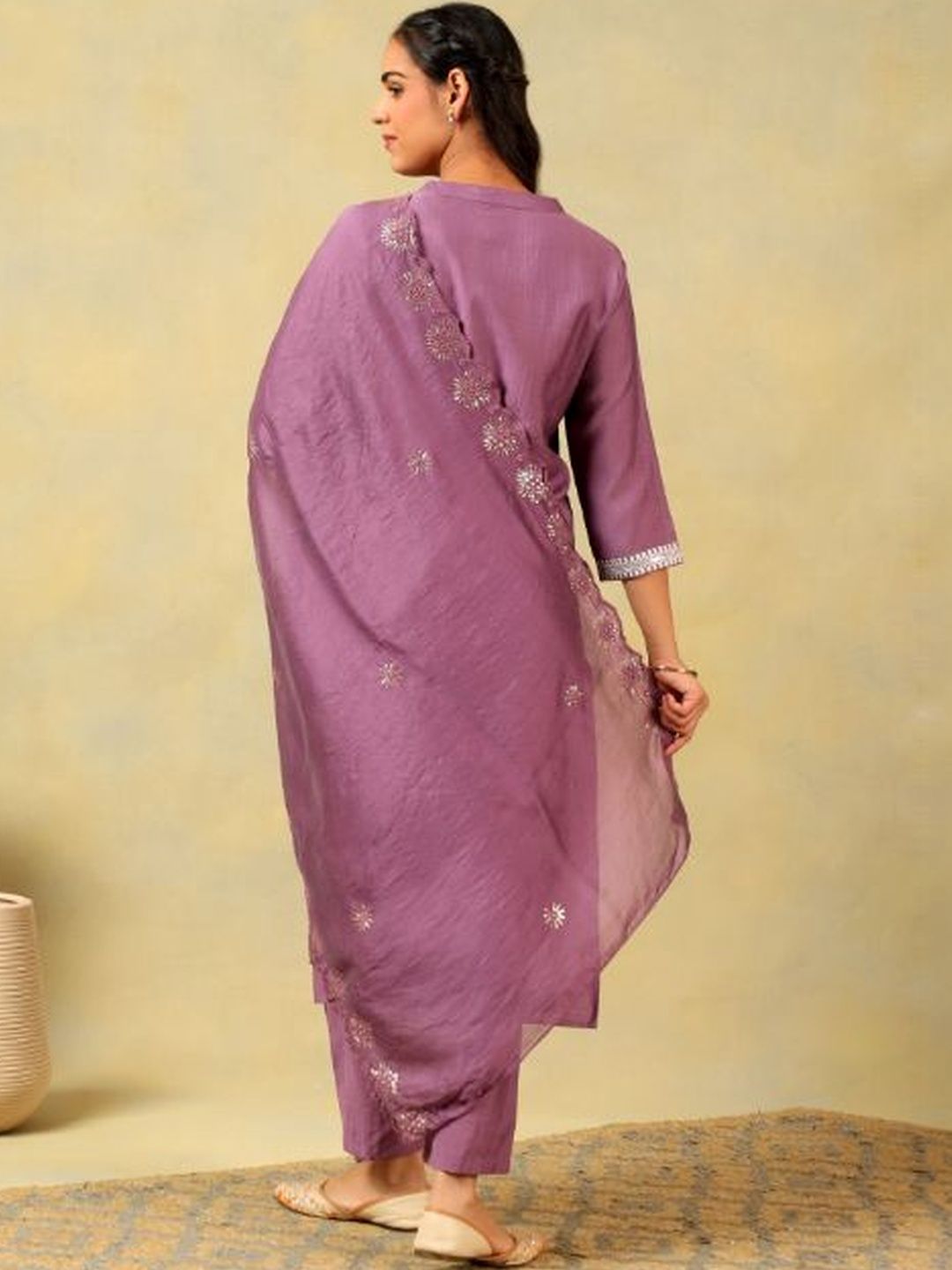 Mamicha Women Ethnic Motifs Embroidered Regular Thread Work Pure Cotton Kurta with Trousers & With Dupatta