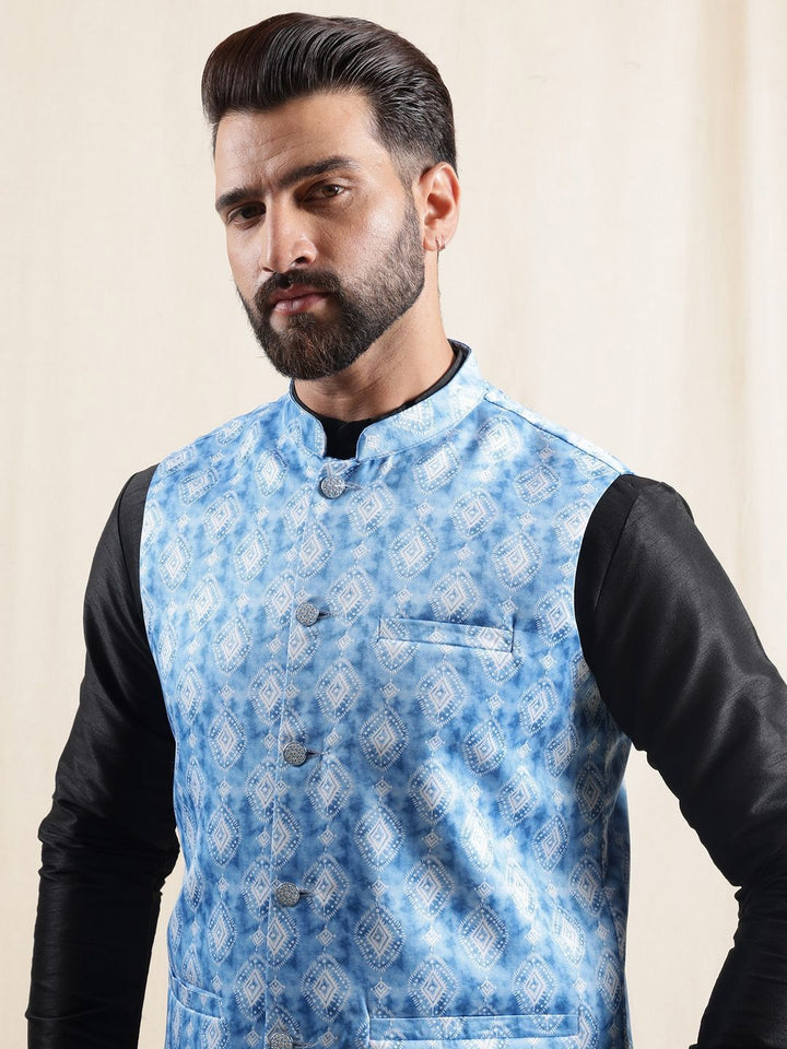 Anouk Mandarin Collar Straight Kurta With Pyjamas & Nehru Jacket