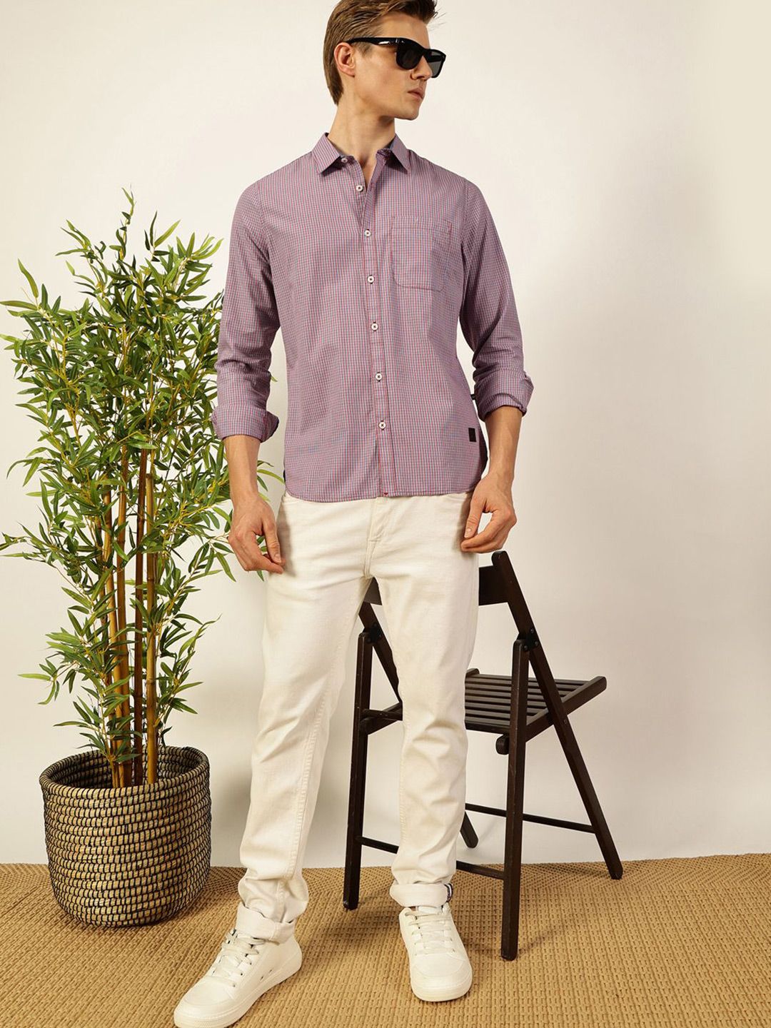 Thomas Scott Men Smart Spread Collar Micro Checked Cotton Slim Fit Casual Shirt